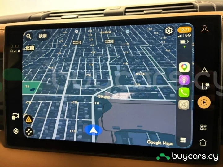 Land Rover Defender Черный