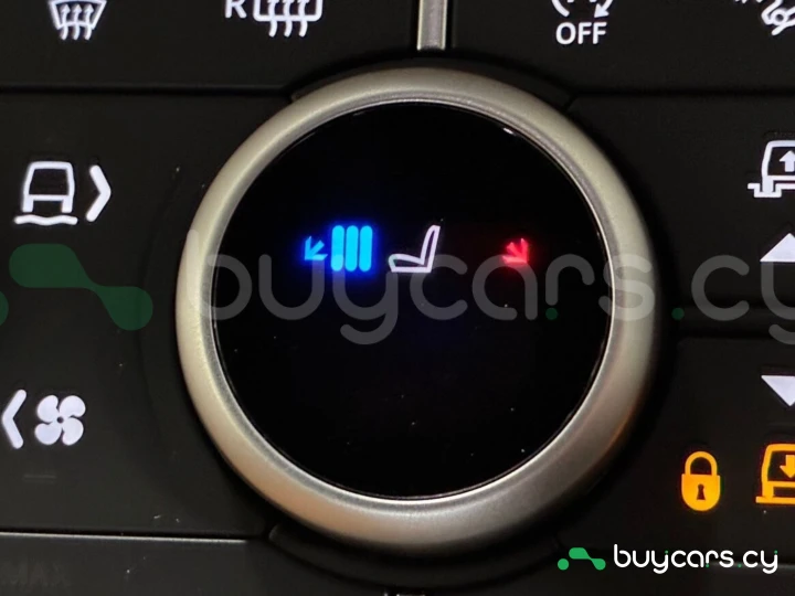 Land Rover Defender Черный