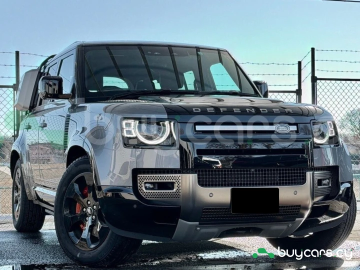 Land Rover Defender Серый