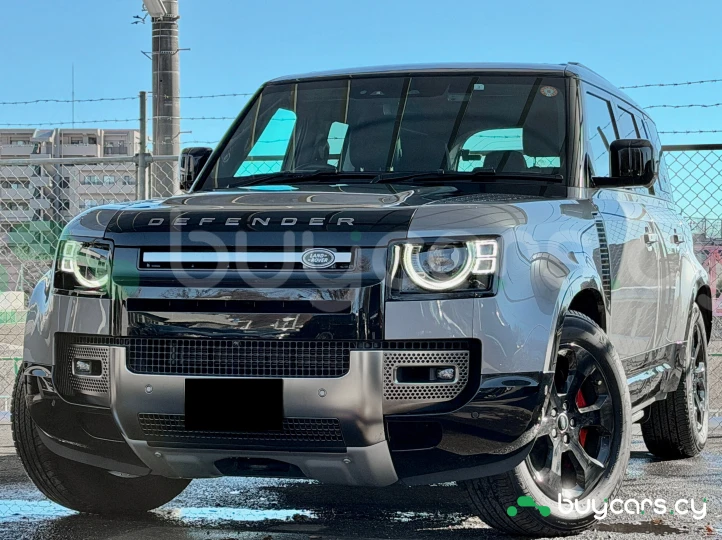 Land Rover Defender Серый