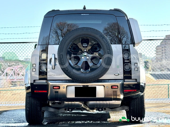 Land Rover Defender Серый
