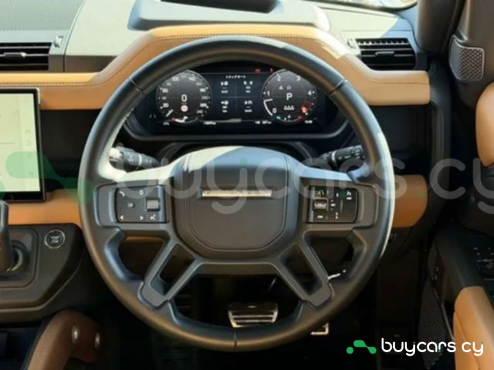 Land Rover Defender Серый