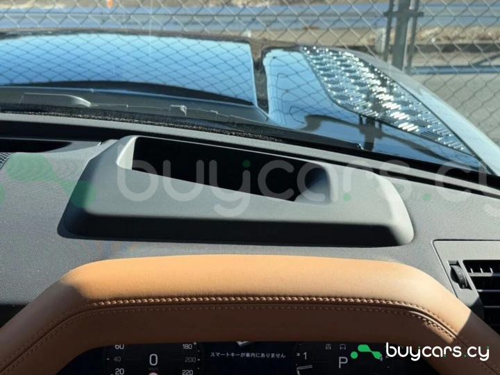 Land Rover Defender Серый