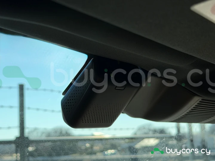 Land Rover Defender Серый