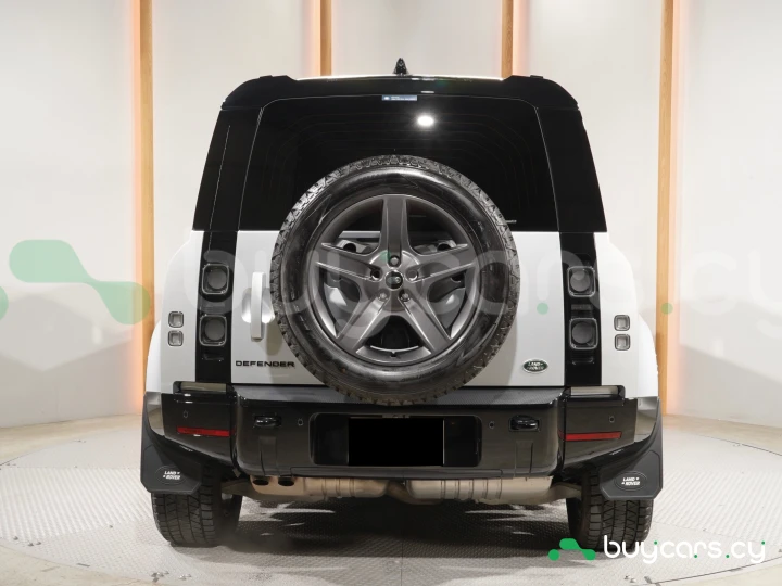 Land Rover Defender Серый