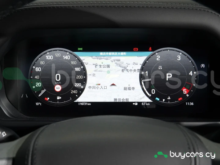 Land Rover Defender Серый