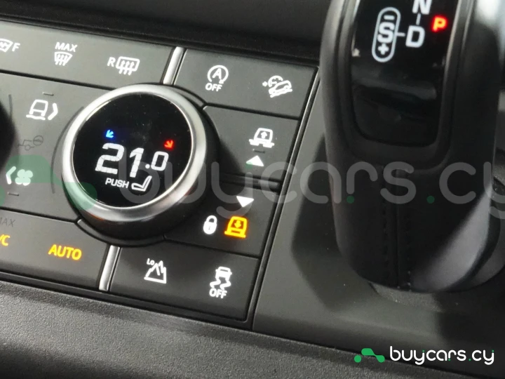 Land Rover Defender Серый