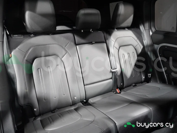 Land Rover Defender Серый