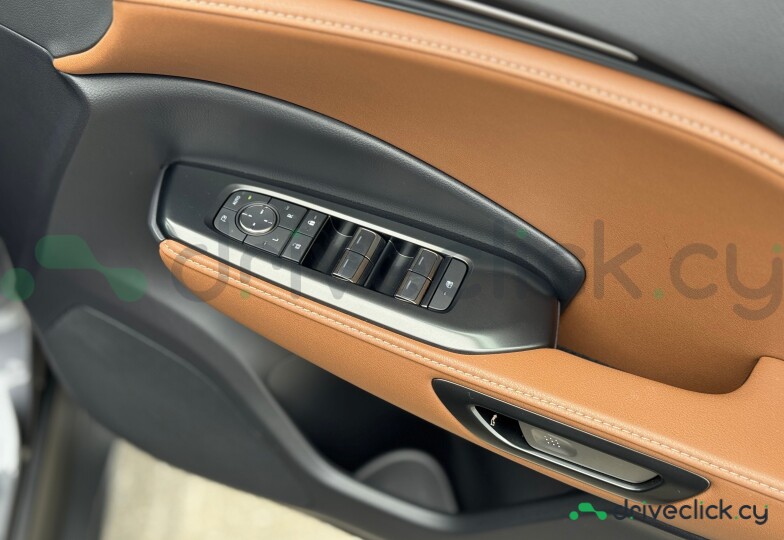 Lexus LBX Grey
