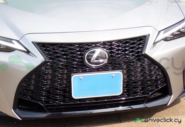 Lexus IS Grey
