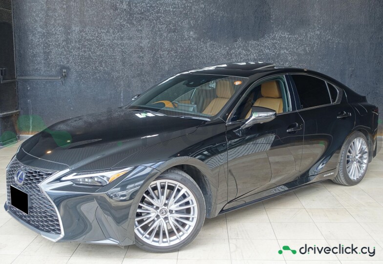Lexus IS Black