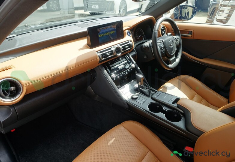 Lexus IS Black