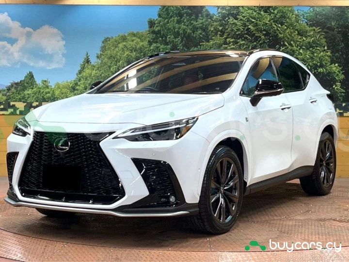 Lexus NX Белый