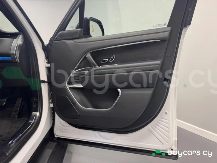 Land Rover Range Rover Белый