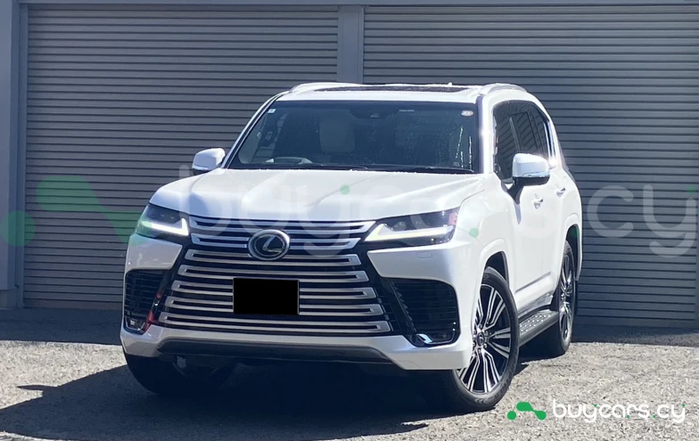 Lexus LX Белый