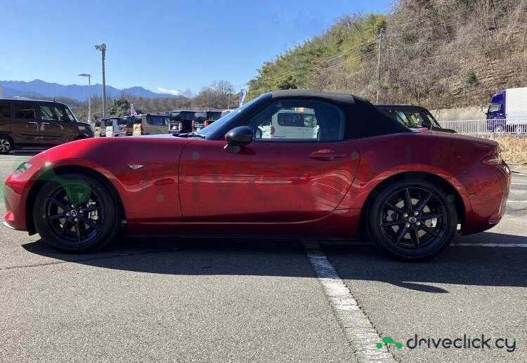 Mazda Roadster Red