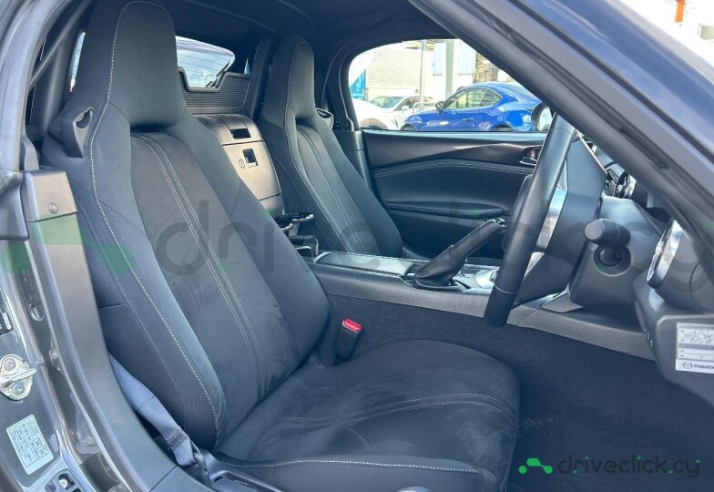Mazda Roadster Grey
