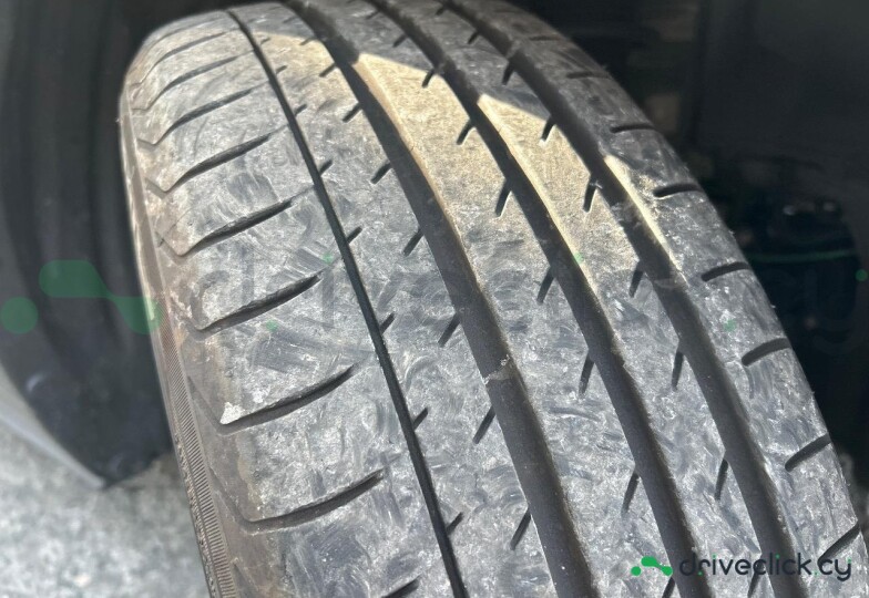 Mazda Roadster Grey