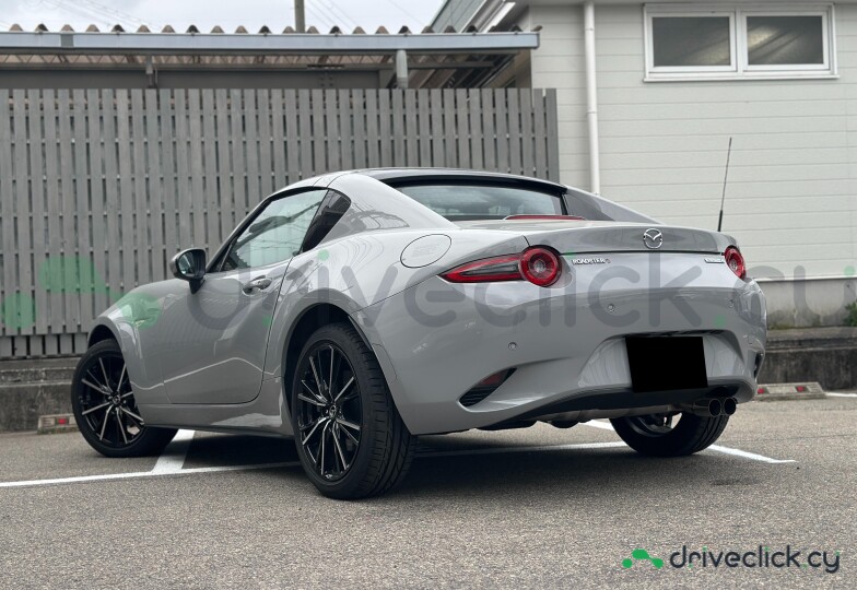 Mazda Roadster Grey