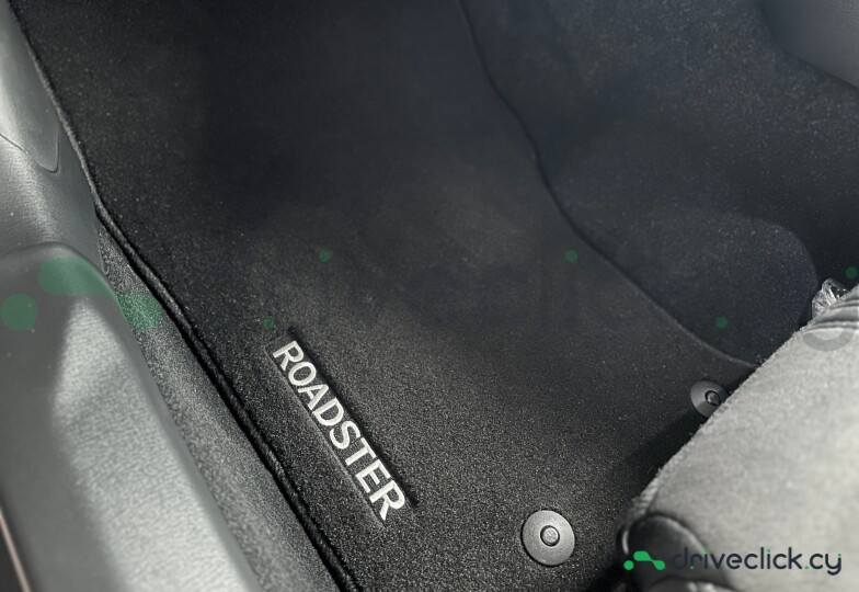 Mazda Roadster Grey