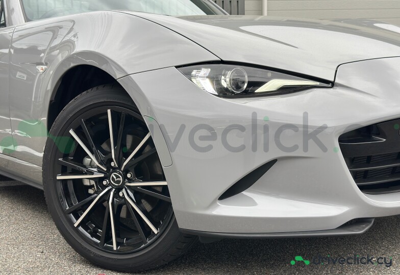 Mazda Roadster Grey