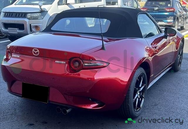 Mazda Roadster Red