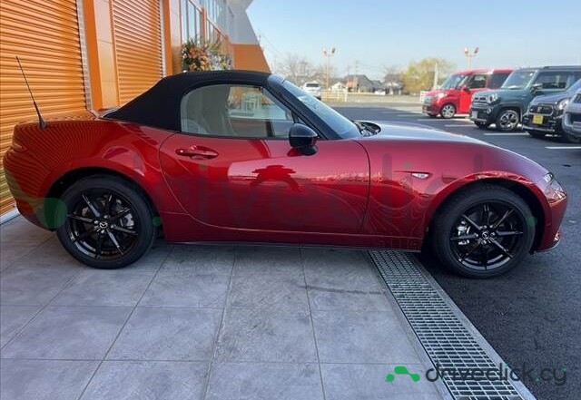 Mazda Roadster Red