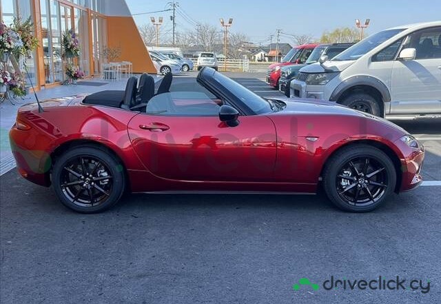 Mazda Roadster Red