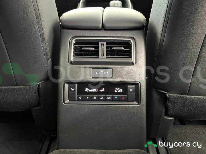 Mazda CX-80 Темно-красный