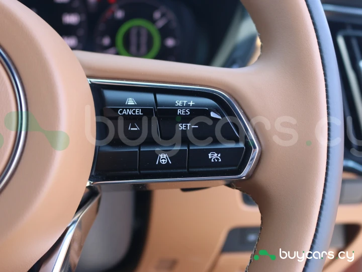 Mazda CX-80 Темно-красный