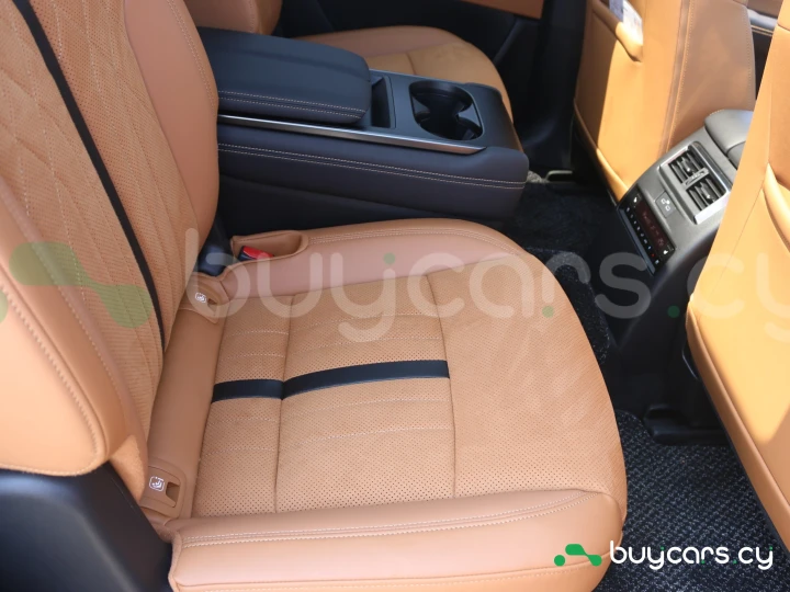 Mazda CX-80 Темно-красный