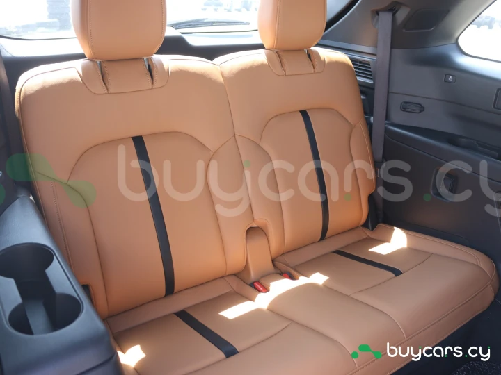 Mazda CX-80 Темно-красный