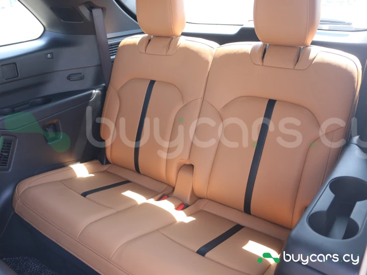 Mazda CX-80 Темно-красный