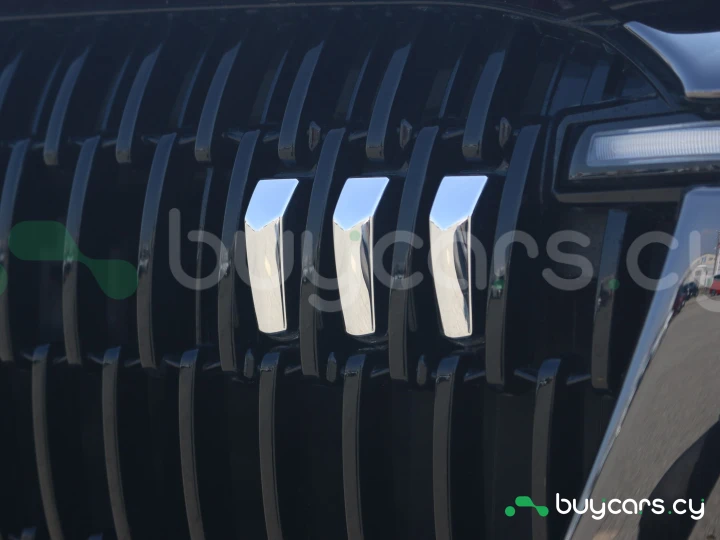 Mazda CX-80 Темно-красный