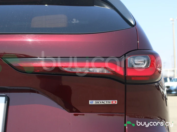 Mazda CX-80 Темно-красный