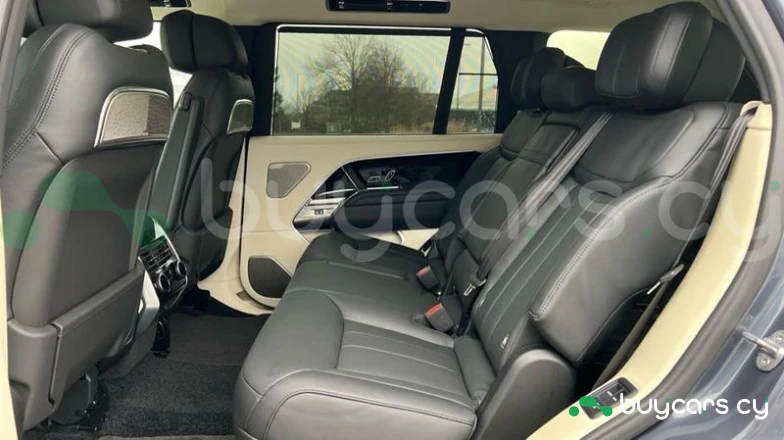 Land Rover Range Rover Grey