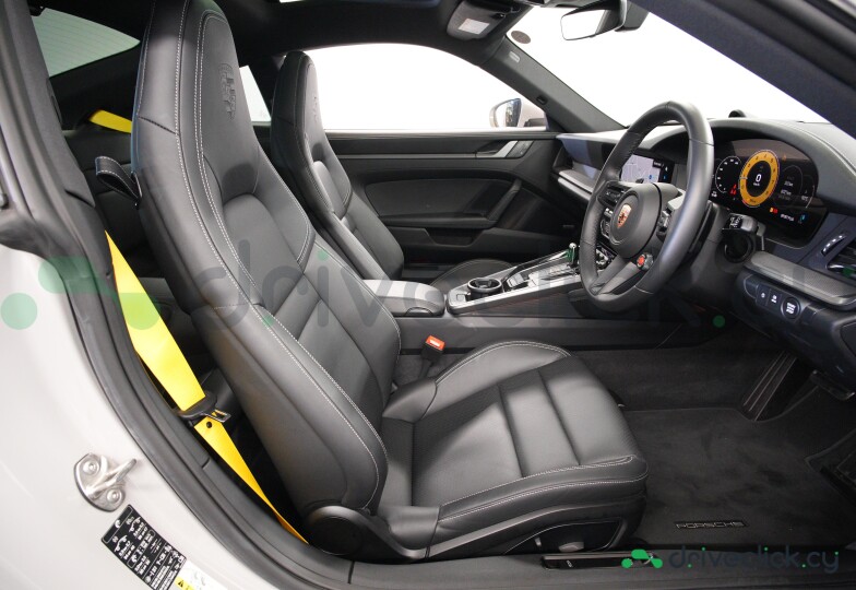Porsche 911 White