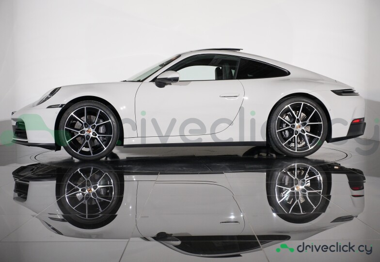 Porsche 911 White