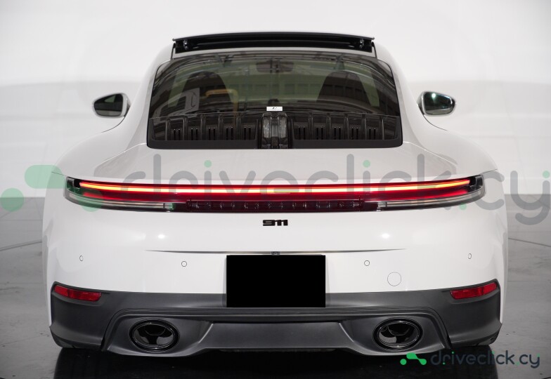 Porsche 911 White