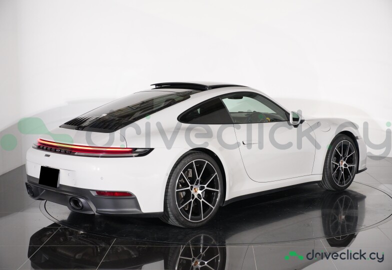 Porsche 911 White
