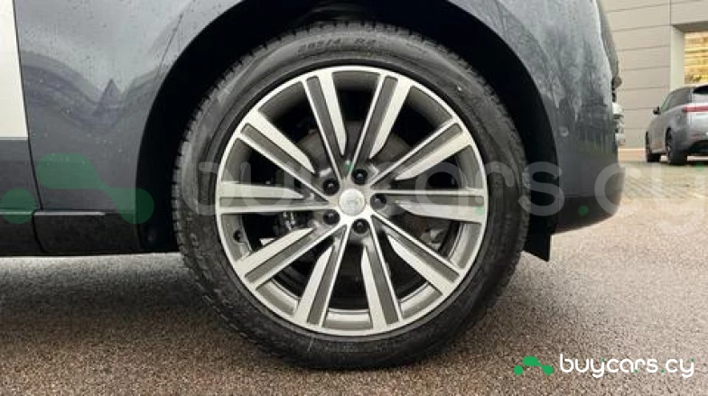 Land Rover Range Rover Grey