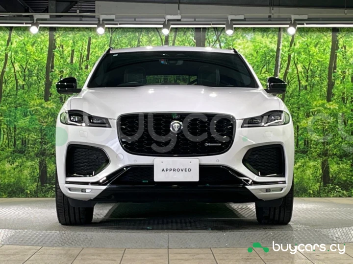 Jaguar F-Pace Белый