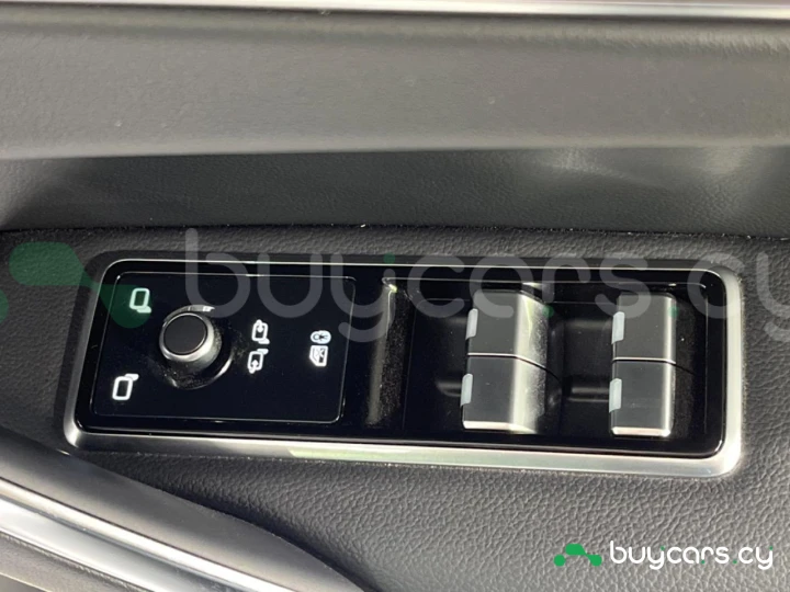 Jaguar F-Pace Белый