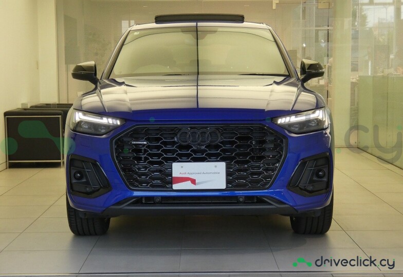 Audi Q5 Sportback Синий