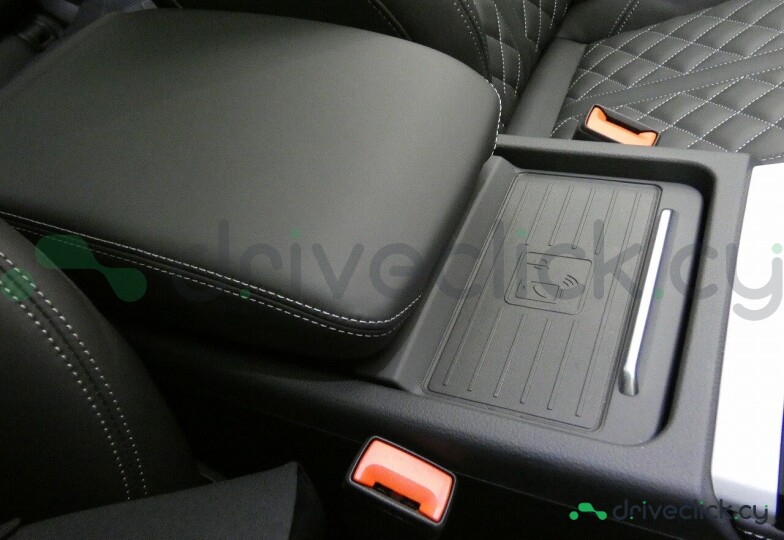 Audi Q5 Sportback Синий