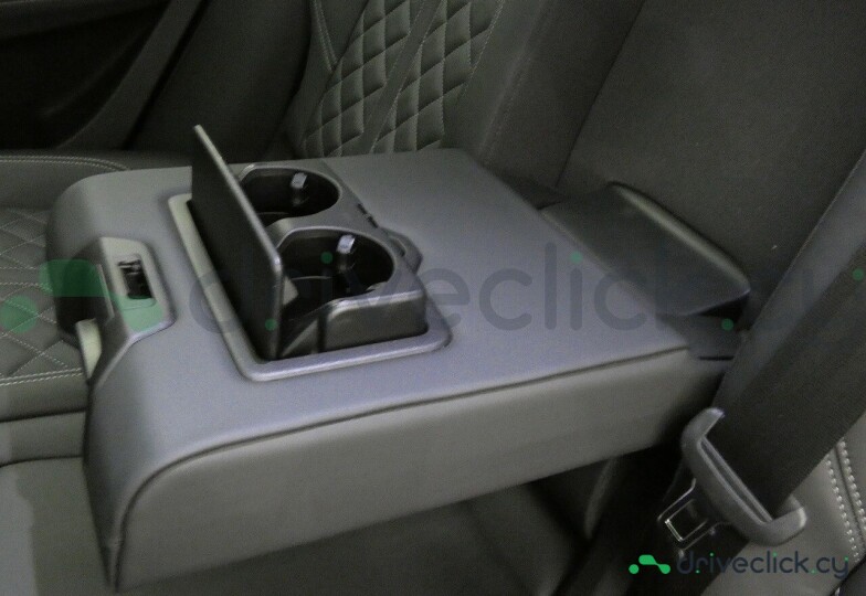 Audi Q5 Sportback Синий