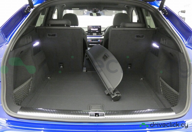 Audi Q5 Sportback Синий
