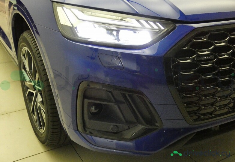 Audi Q5 Sportback Синий