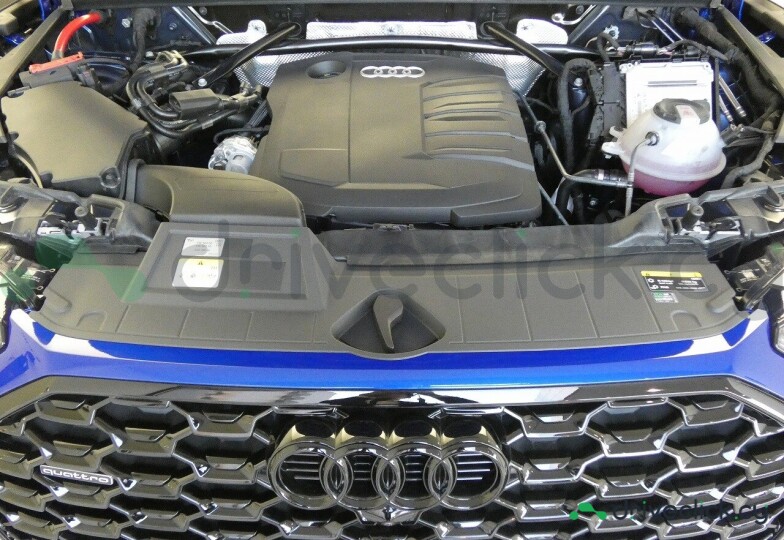 Audi Q5 Sportback Синий