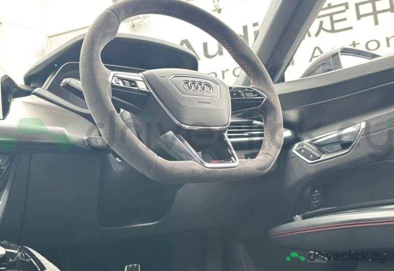 Audi RS e-tron GT Grey